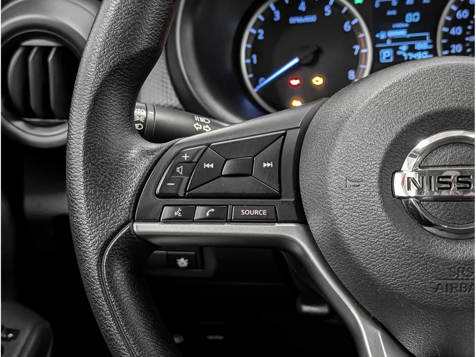 Image 14 Nissan Kicks S 2021