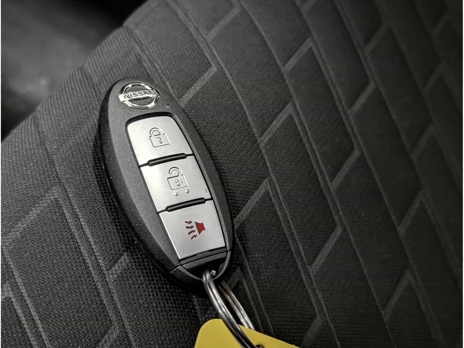 Image 18 Nissan Kicks S 2021