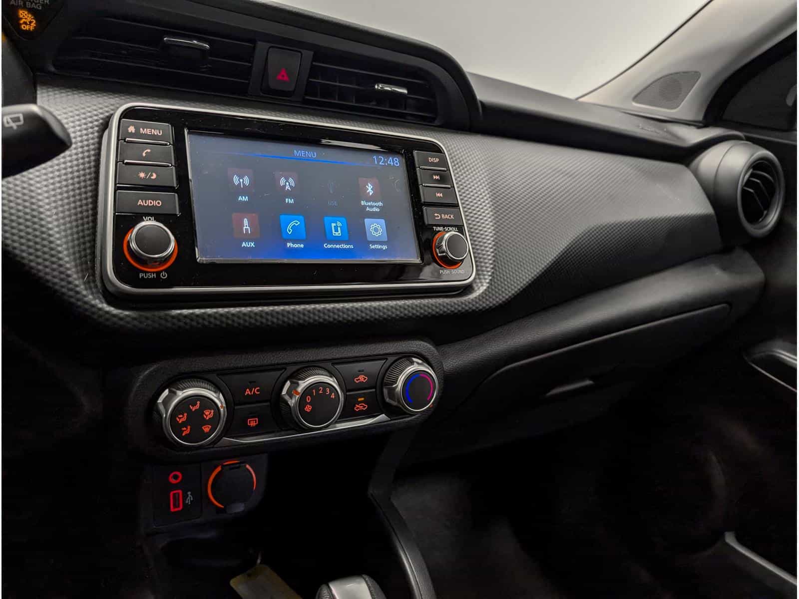 Image 8 Nissan Kicks S 2022