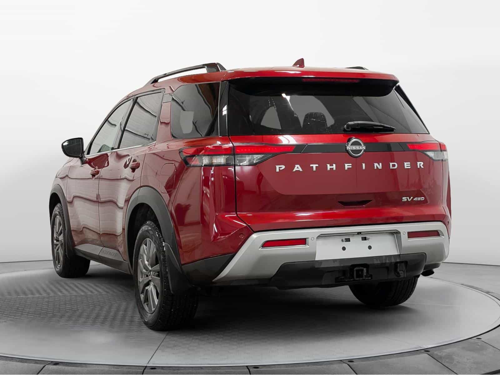 2022 Nissan Pathfinder SV - Image 3