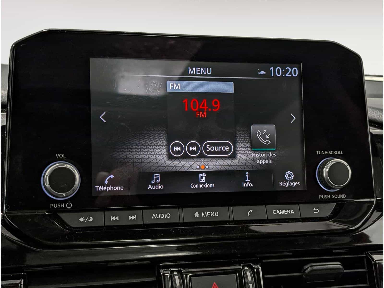 Image 9 Nissan Pathfinder SV 2022