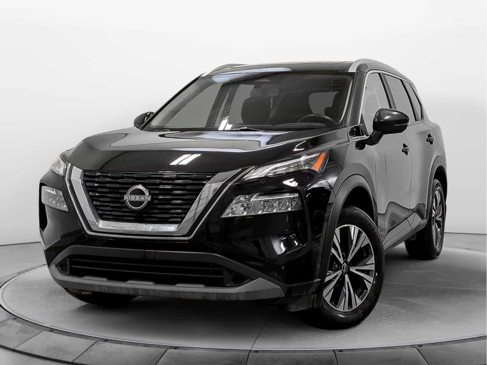 2023 Nissan Rogue SV Moonroof - Image 1