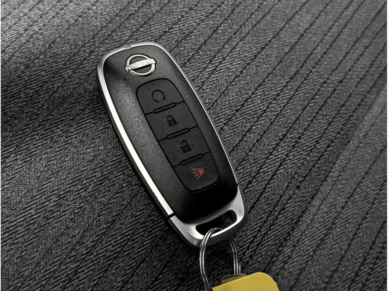 2023 Nissan Rogue SV Moonroof - Image 20