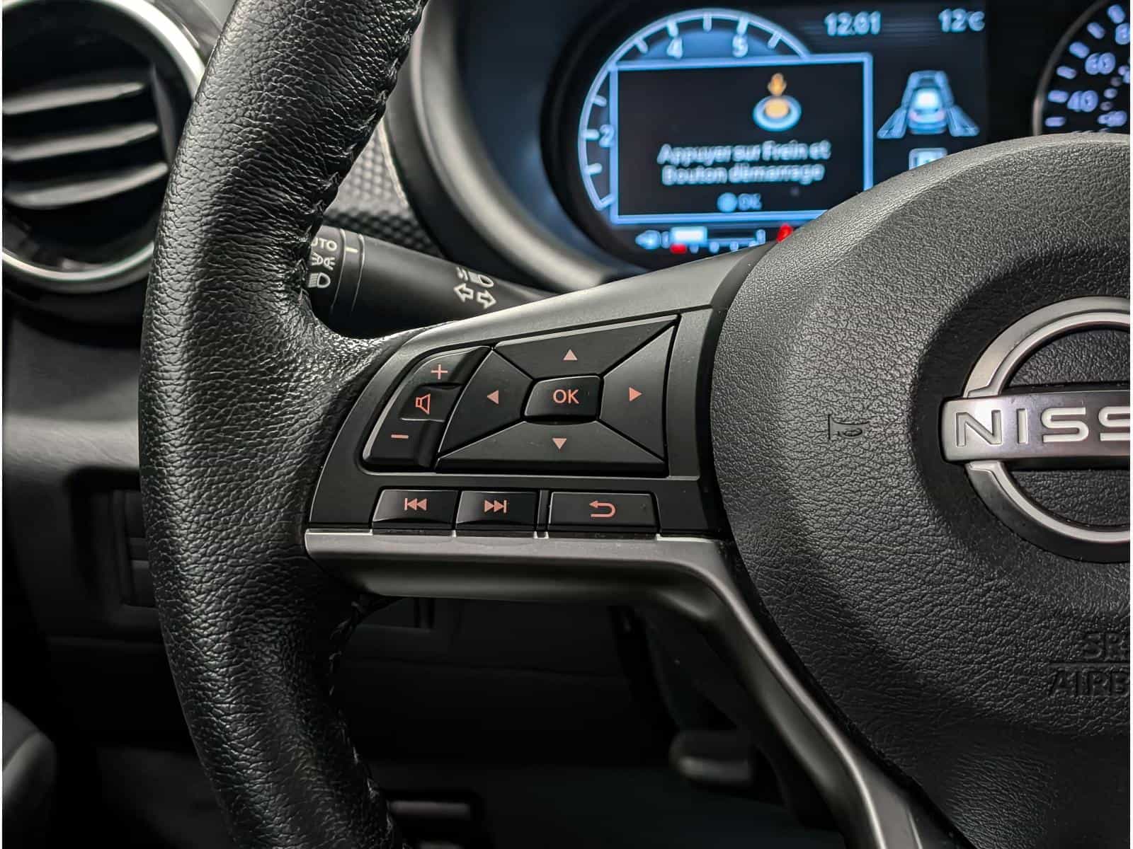 2022 Nissan Kicks SV - Image 14