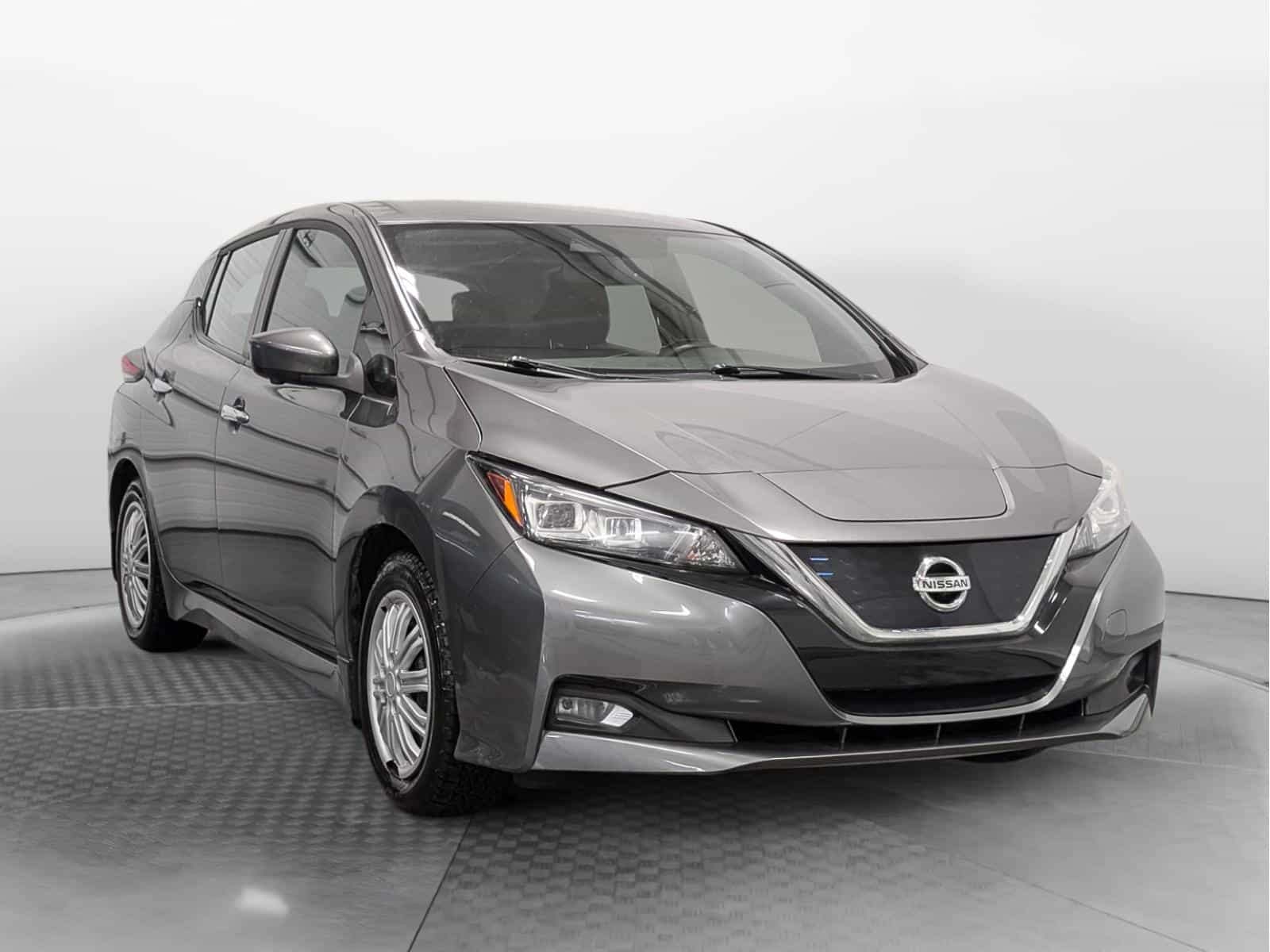 Image 2 Nissan Leaf SV 2022