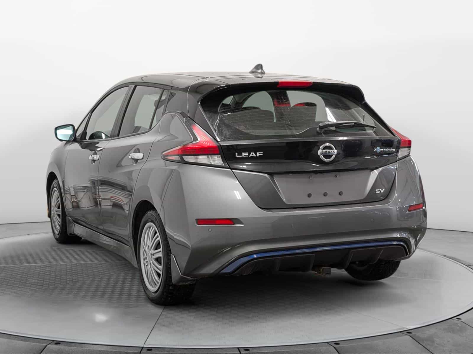 Image 3 Nissan Leaf SV 2022