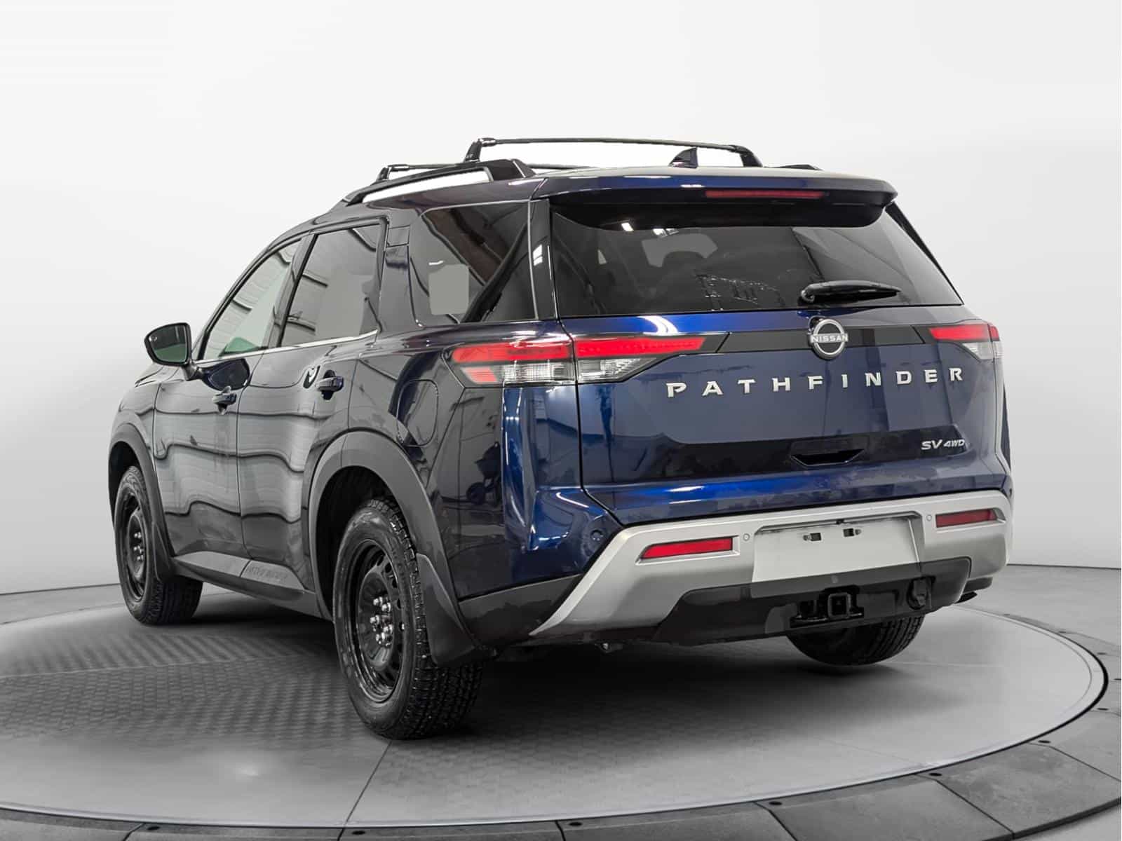 2024 Nissan Pathfinder SV - Image 3
