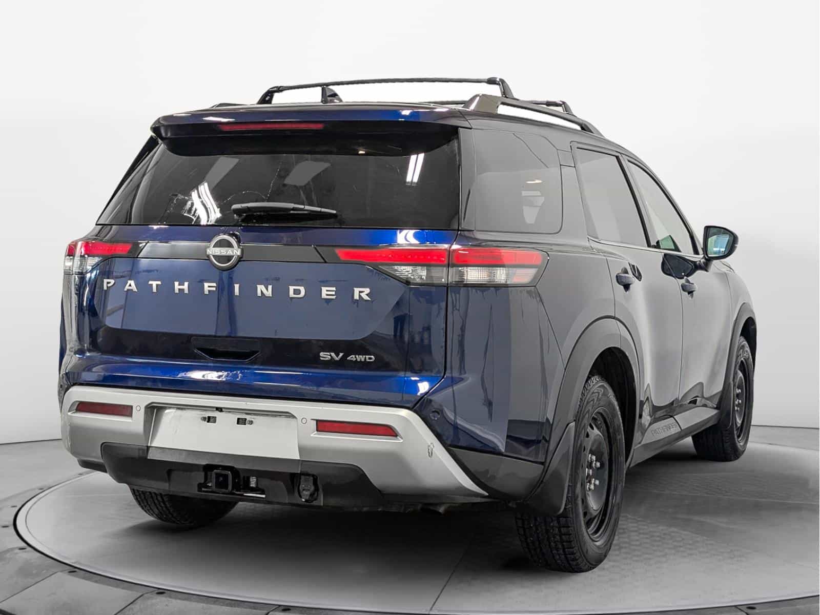 2024 Nissan Pathfinder SV - Image 4
