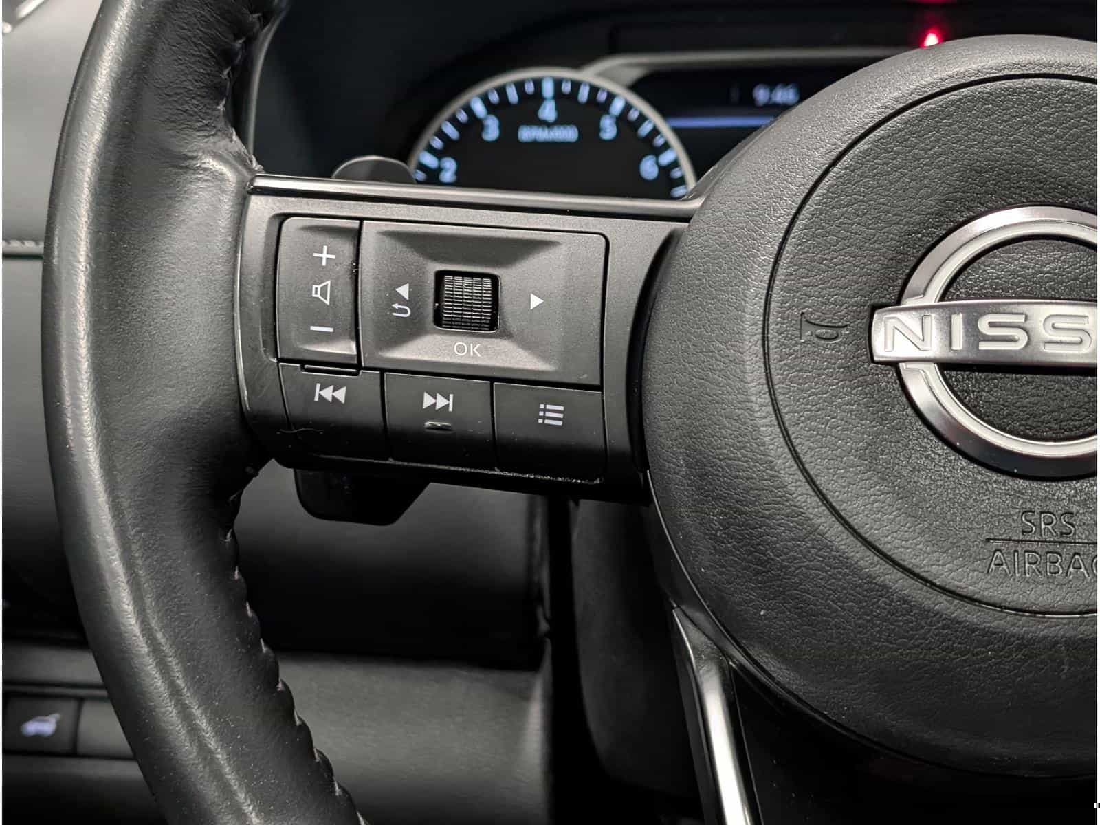 Image 13 Nissan Pathfinder SV 2024