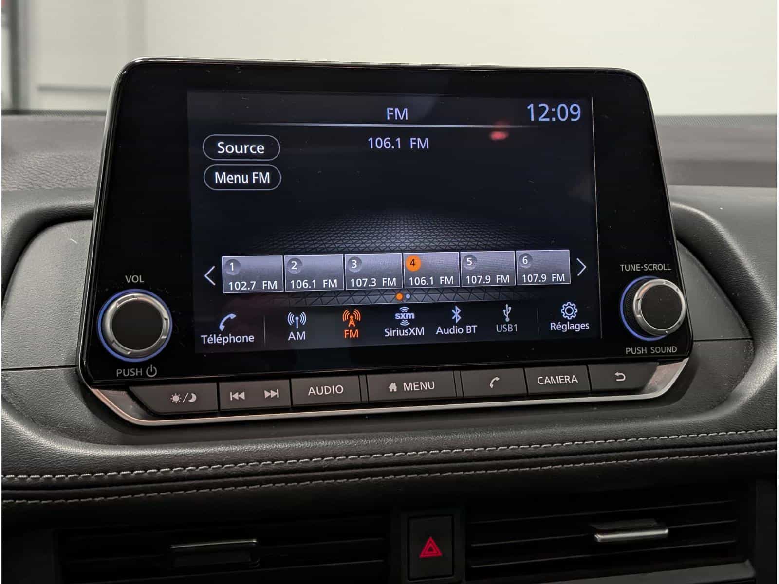 Image 9 Nissan Rogue SV 2023