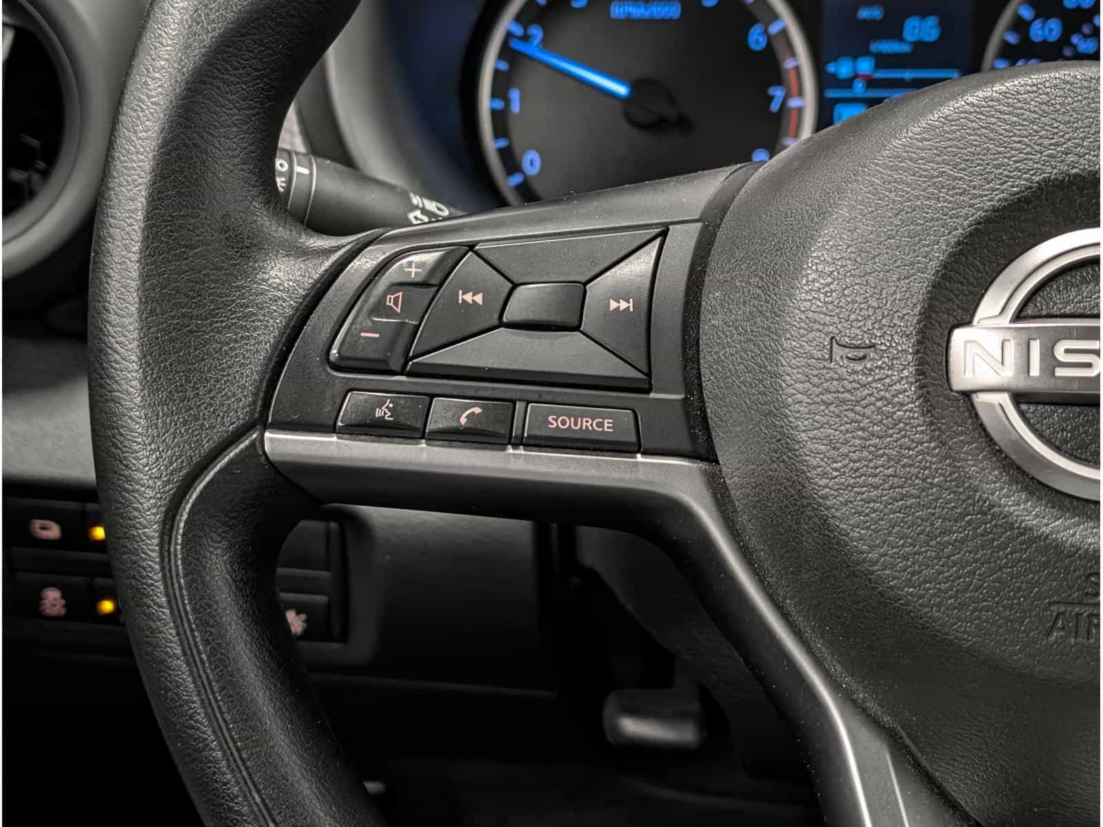 Image 14 Nissan Kicks S 2022