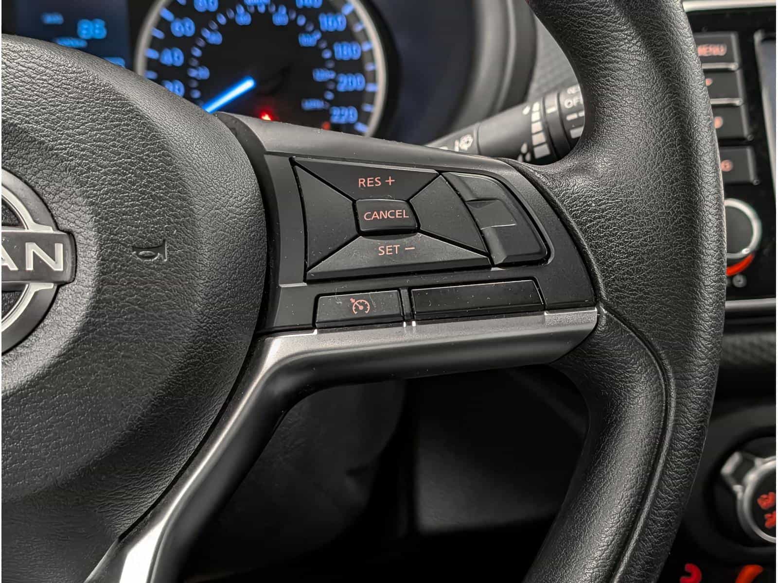 Image 13 Nissan Kicks S 2022