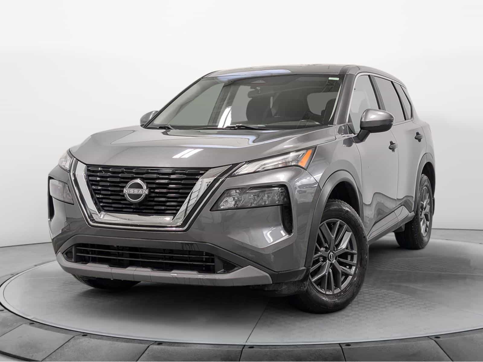 2023 Nissan Rogue S - Image 1