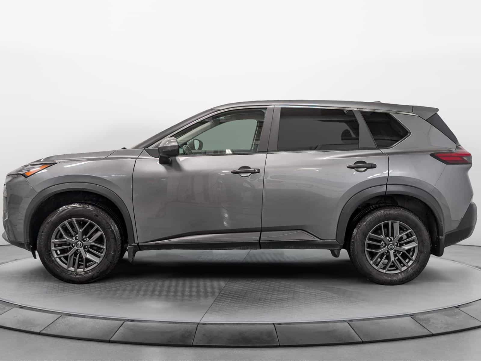 Image 5 Nissan Rogue S 2023