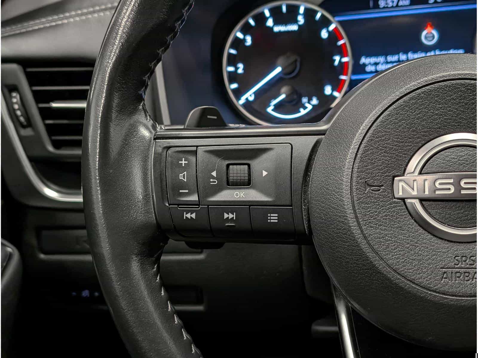 Image 13 Nissan Rogue S 2023