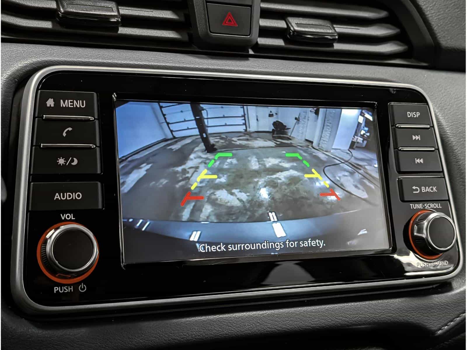 Image 11 Nissan Versa SV 2025