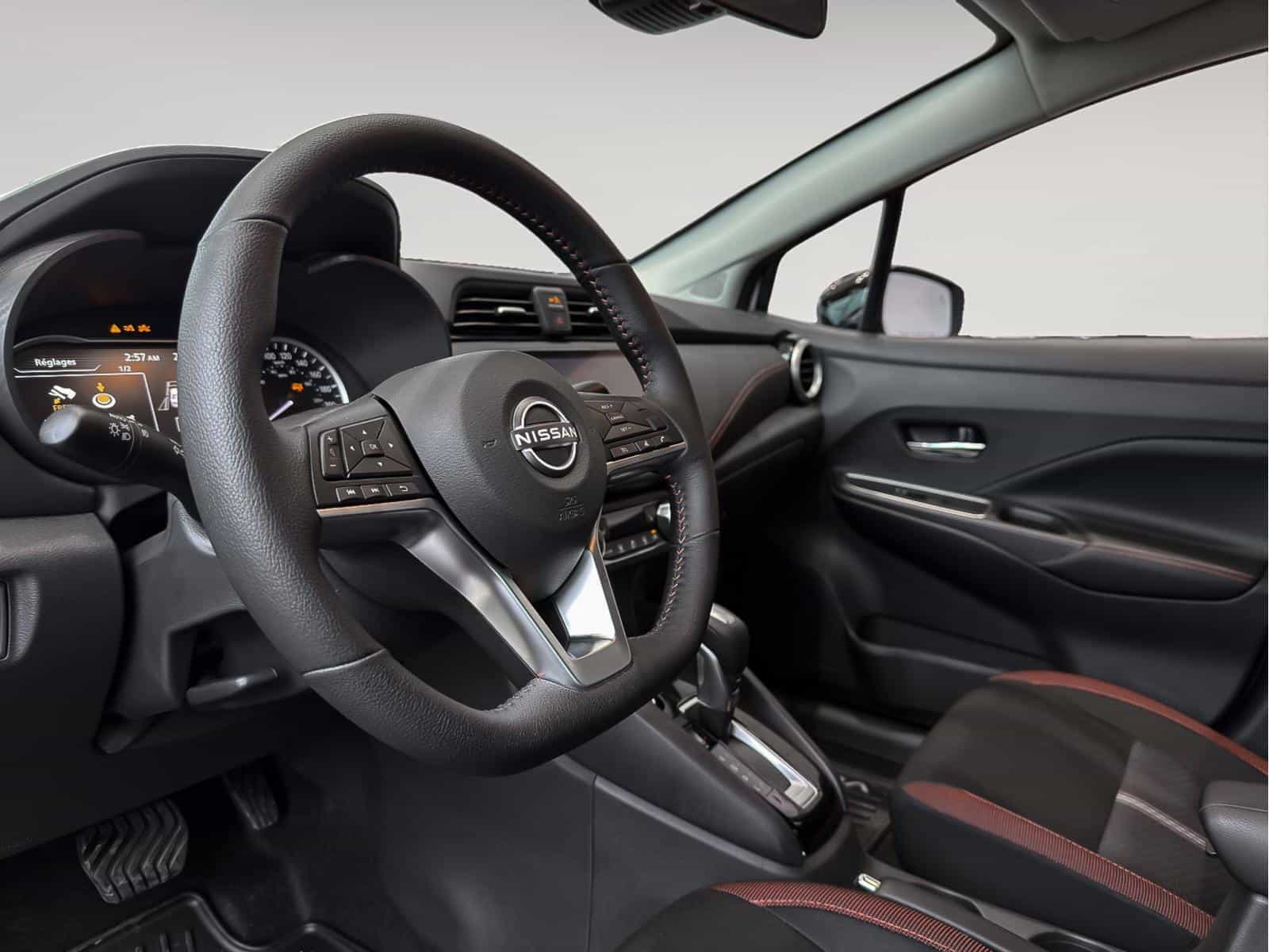 Image 5 Nissan Versa SR 2025