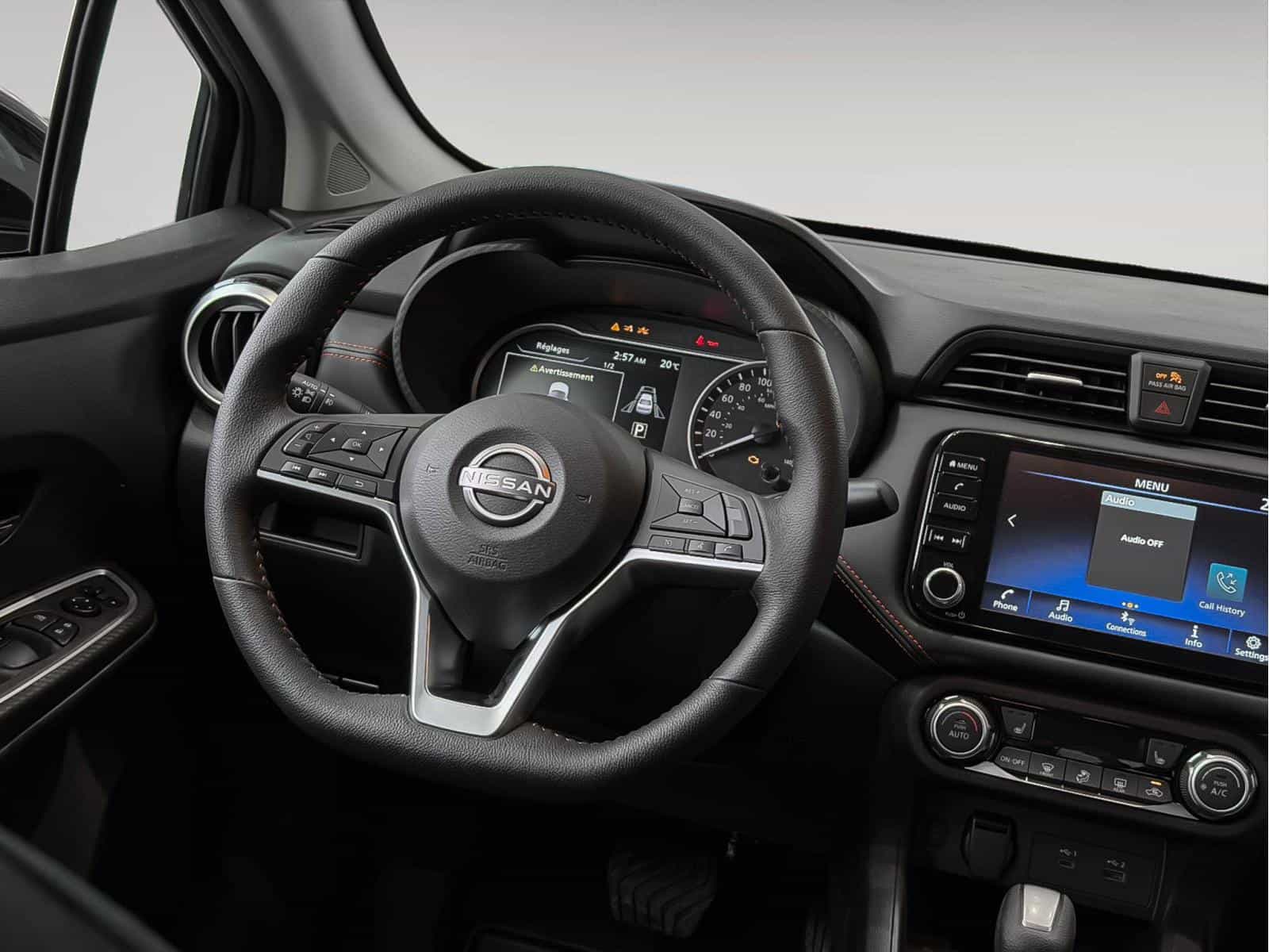 Image 10 Nissan Versa SR 2025