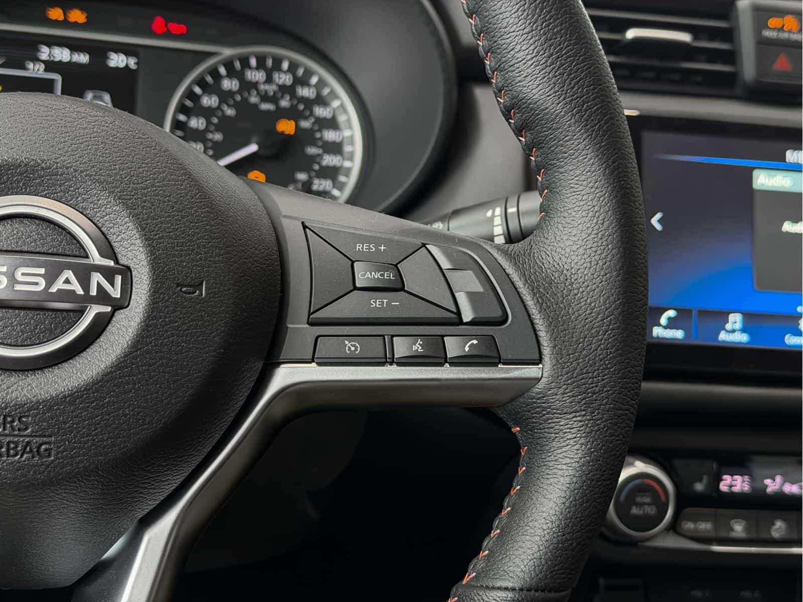 Image 16 Nissan Versa SR 2025