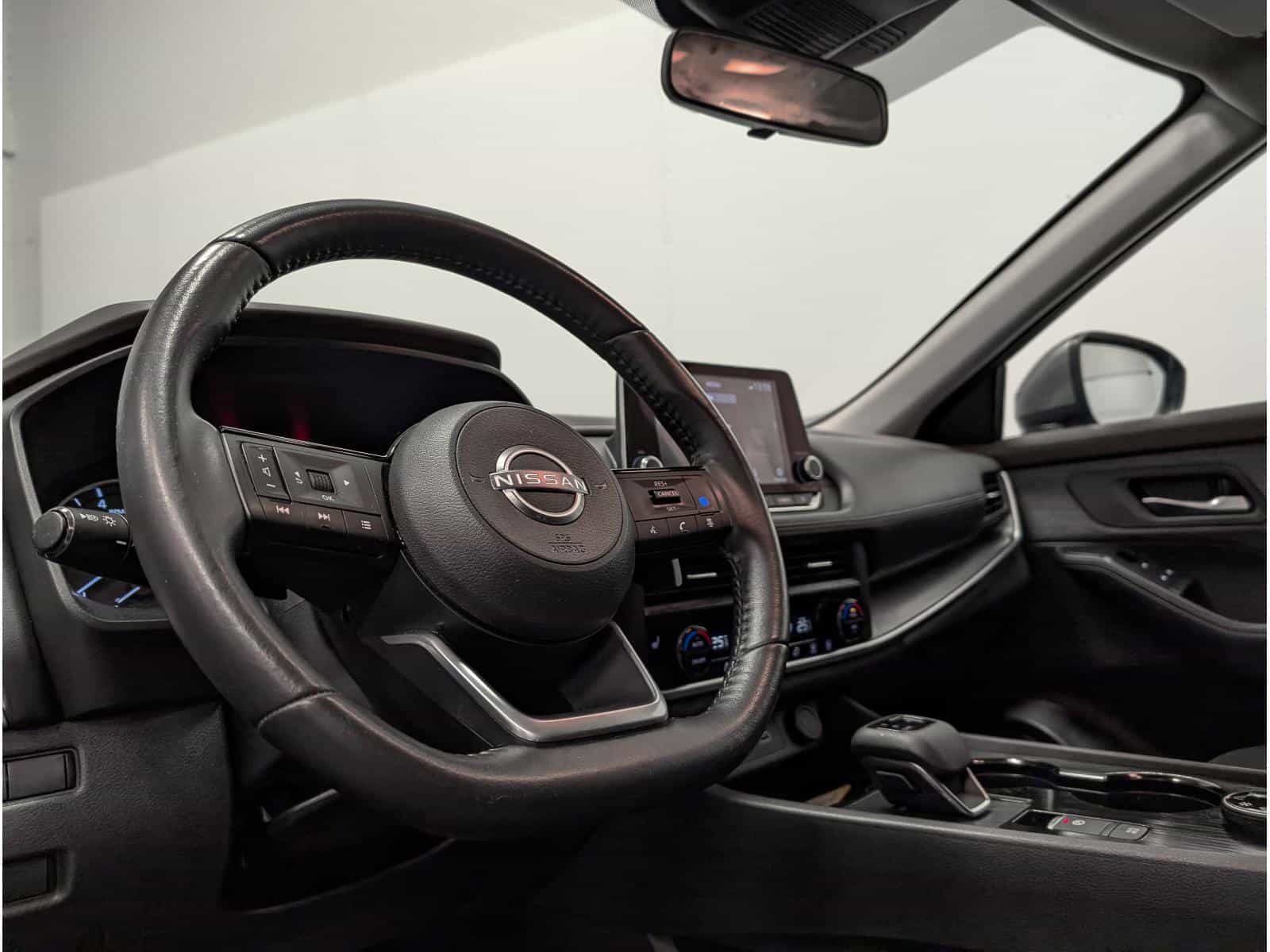 Image 6 Nissan Rogue SV 2023