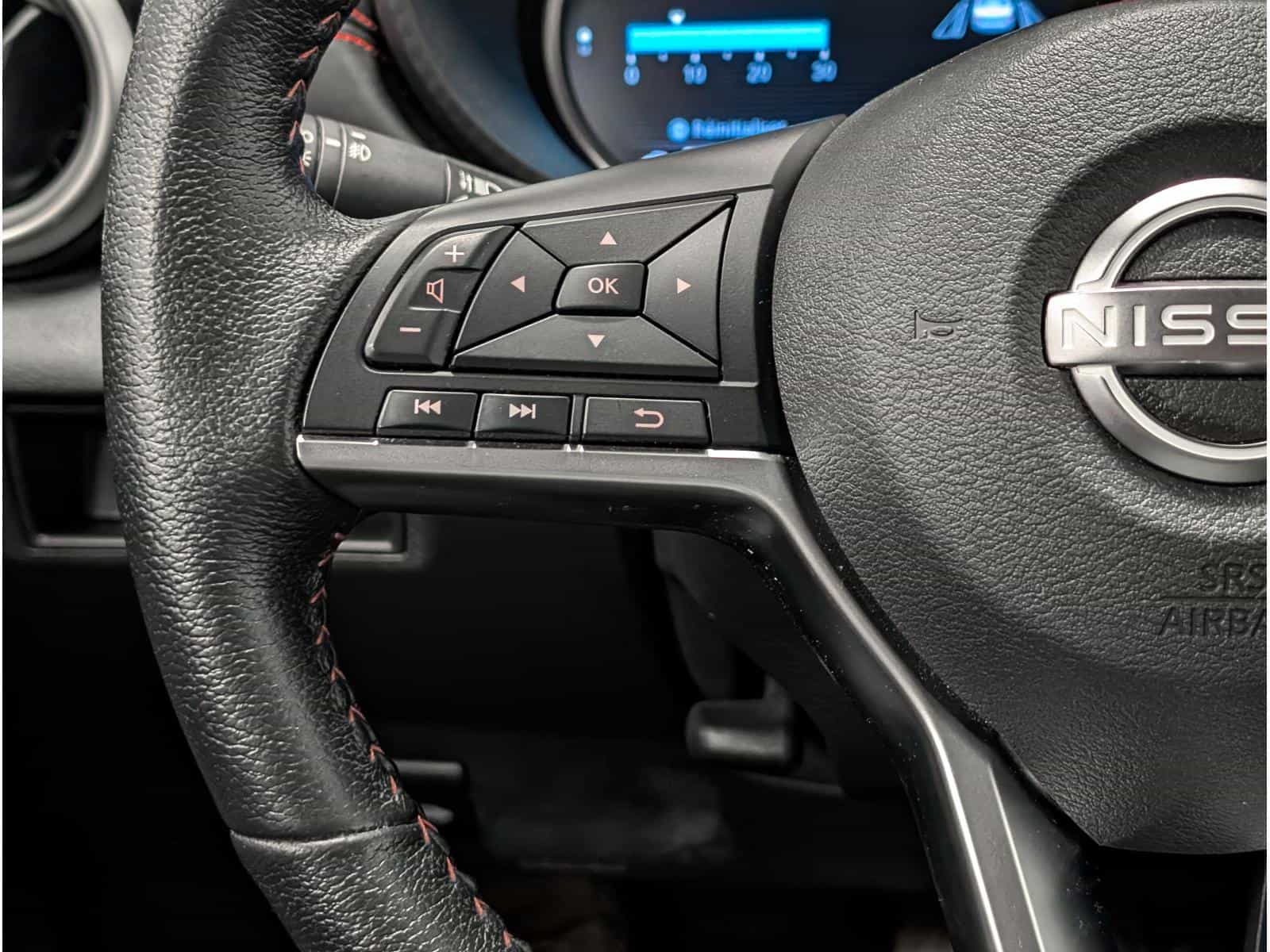 2023 Nissan Versa SR - Image 13