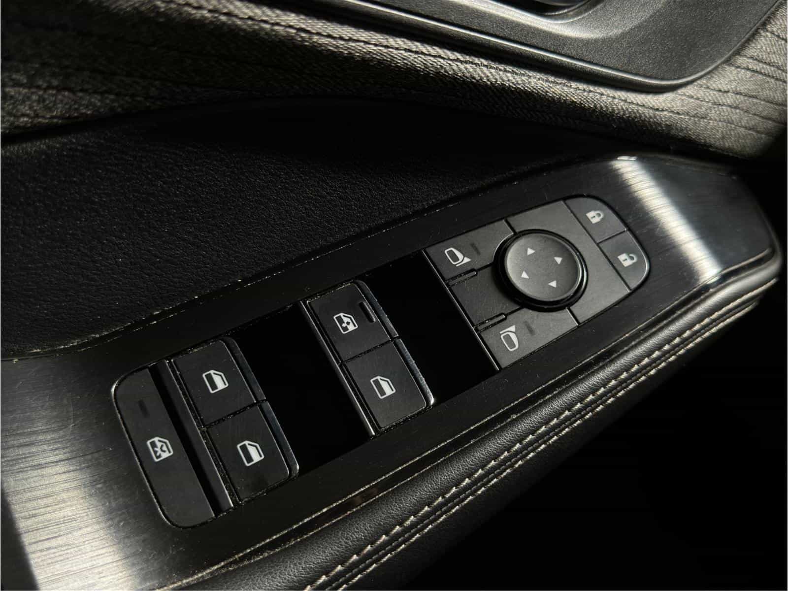 Image 19 Nissan Rogue SV 2022