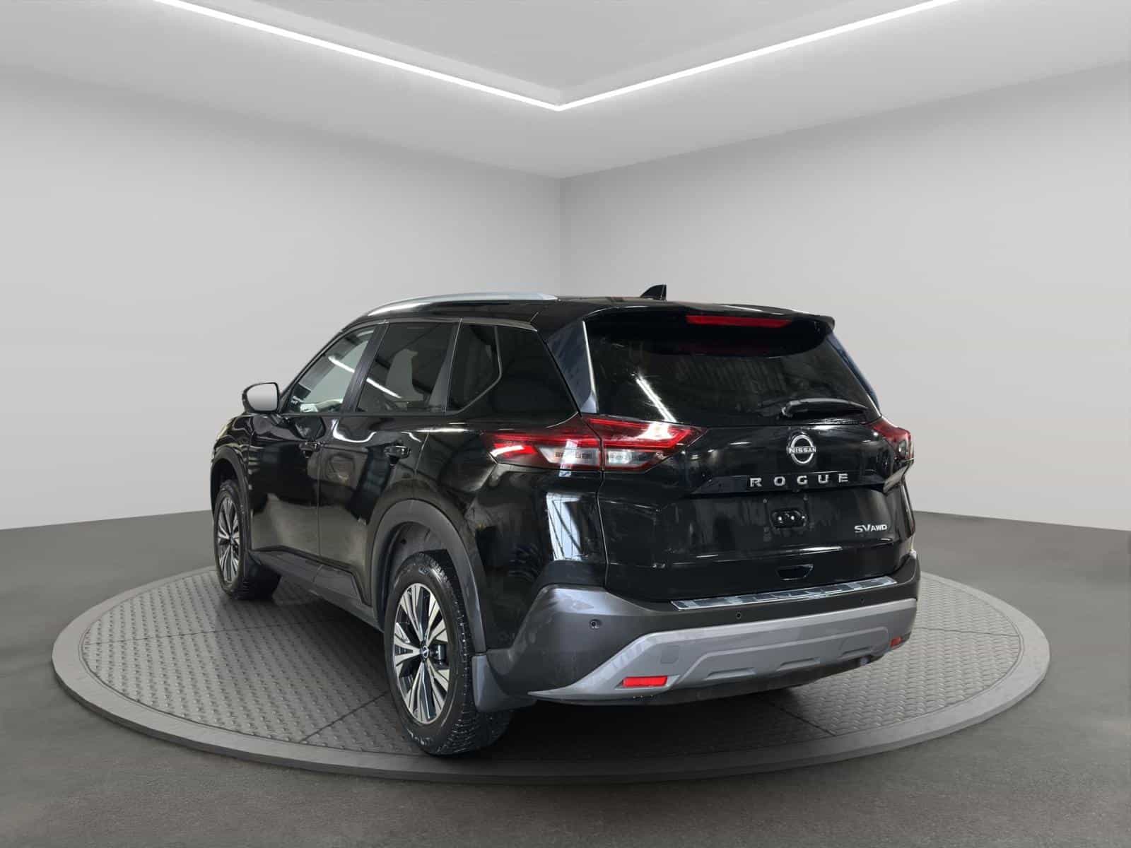 Image 3 Nissan Rogue SV 2022