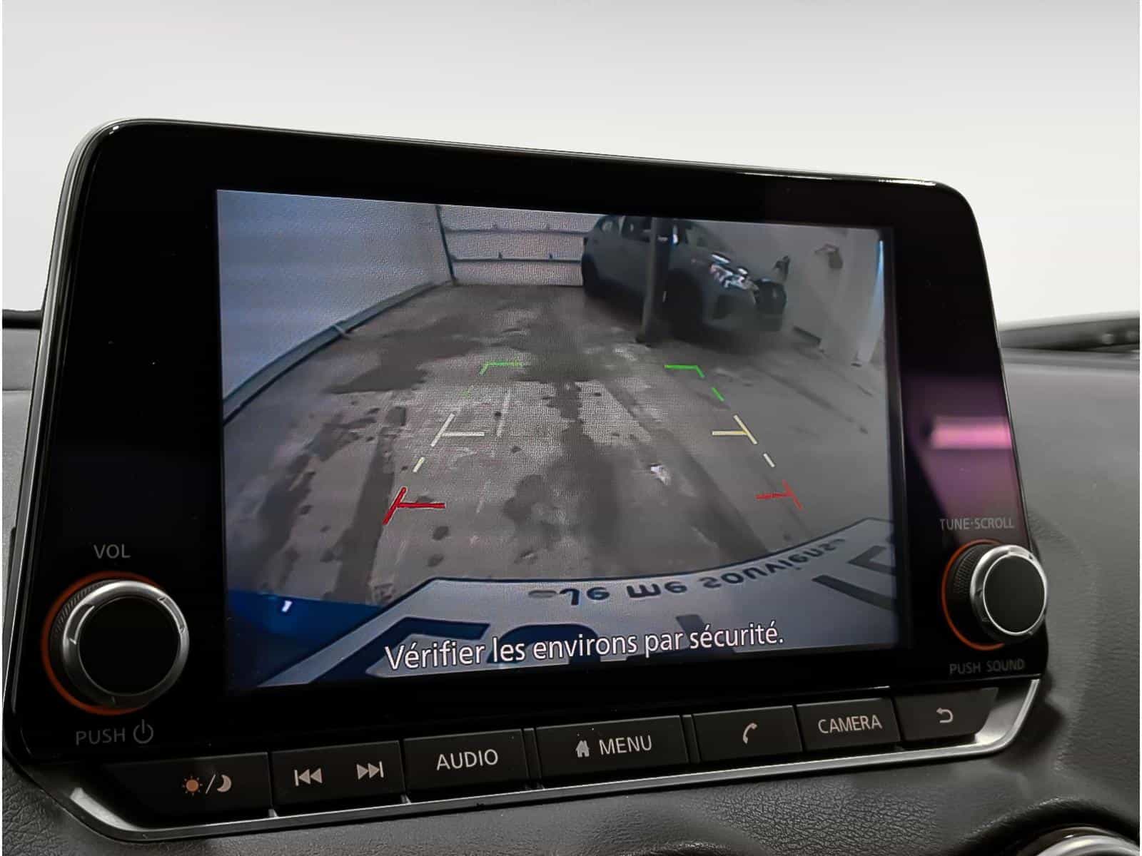 2020 Nissan Sentra SV - Image 11