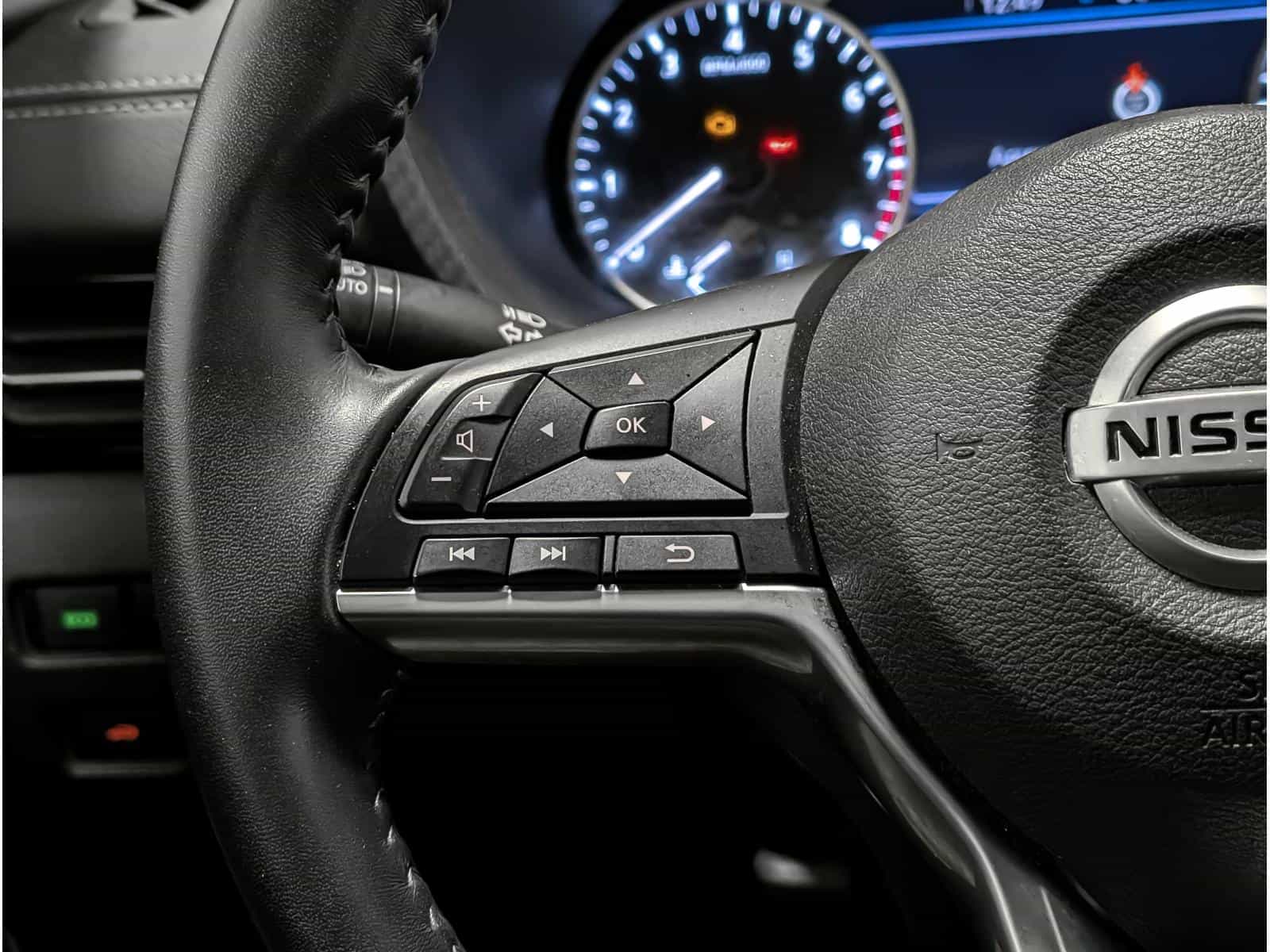 Image 14 Nissan Sentra SV 2020