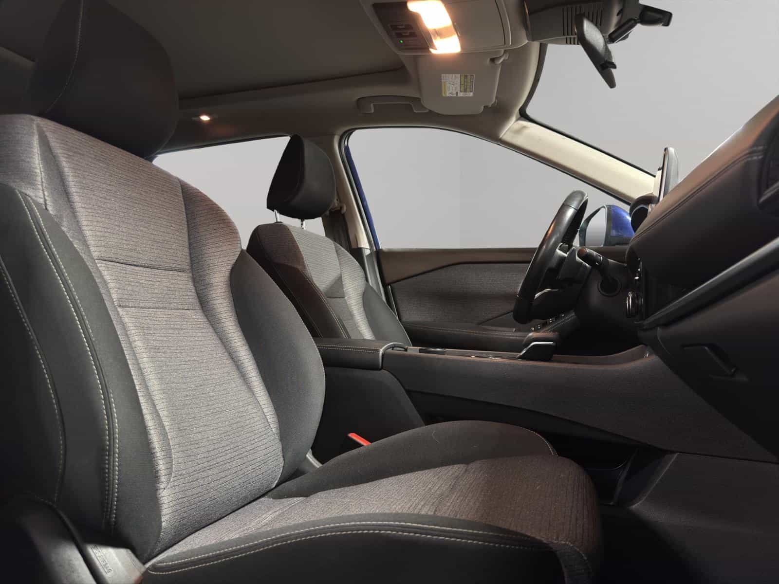 Image 10 Nissan Rogue SV 2021