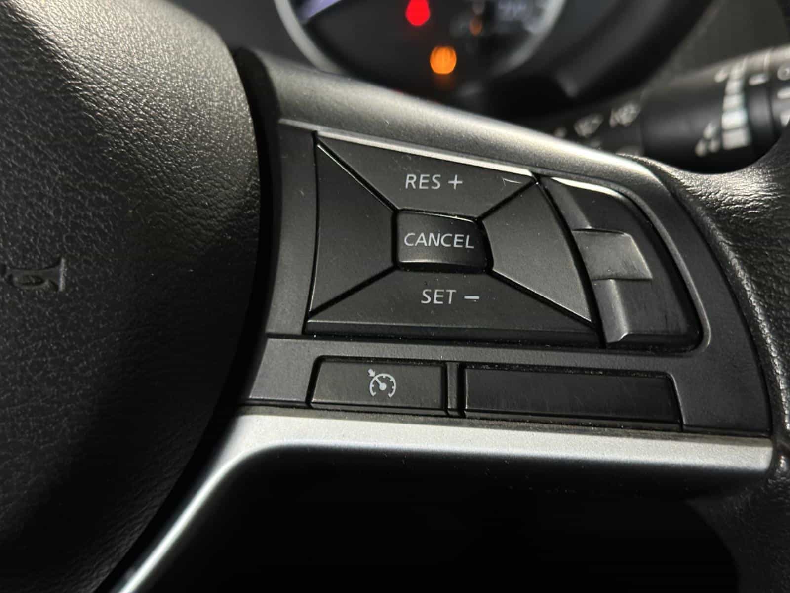 Image 16 Nissan Kicks S 2020