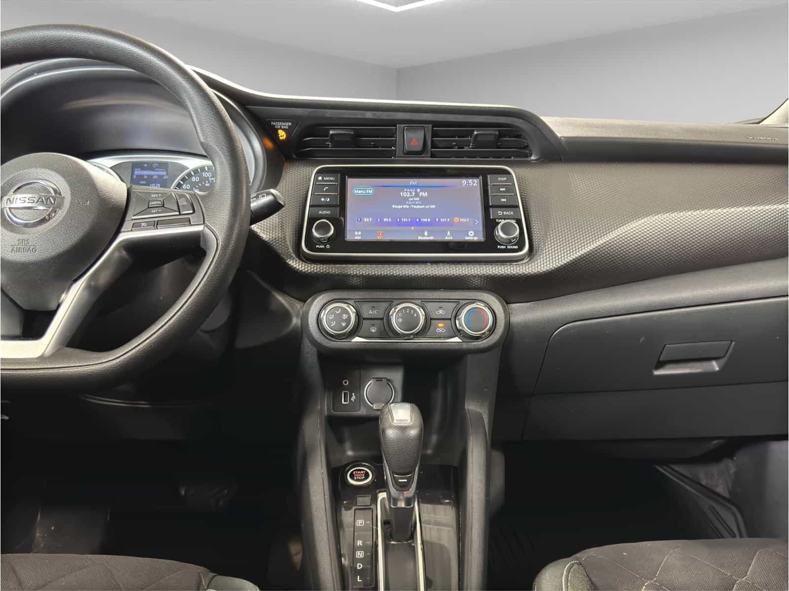 Image 12 Nissan Kicks S 2020