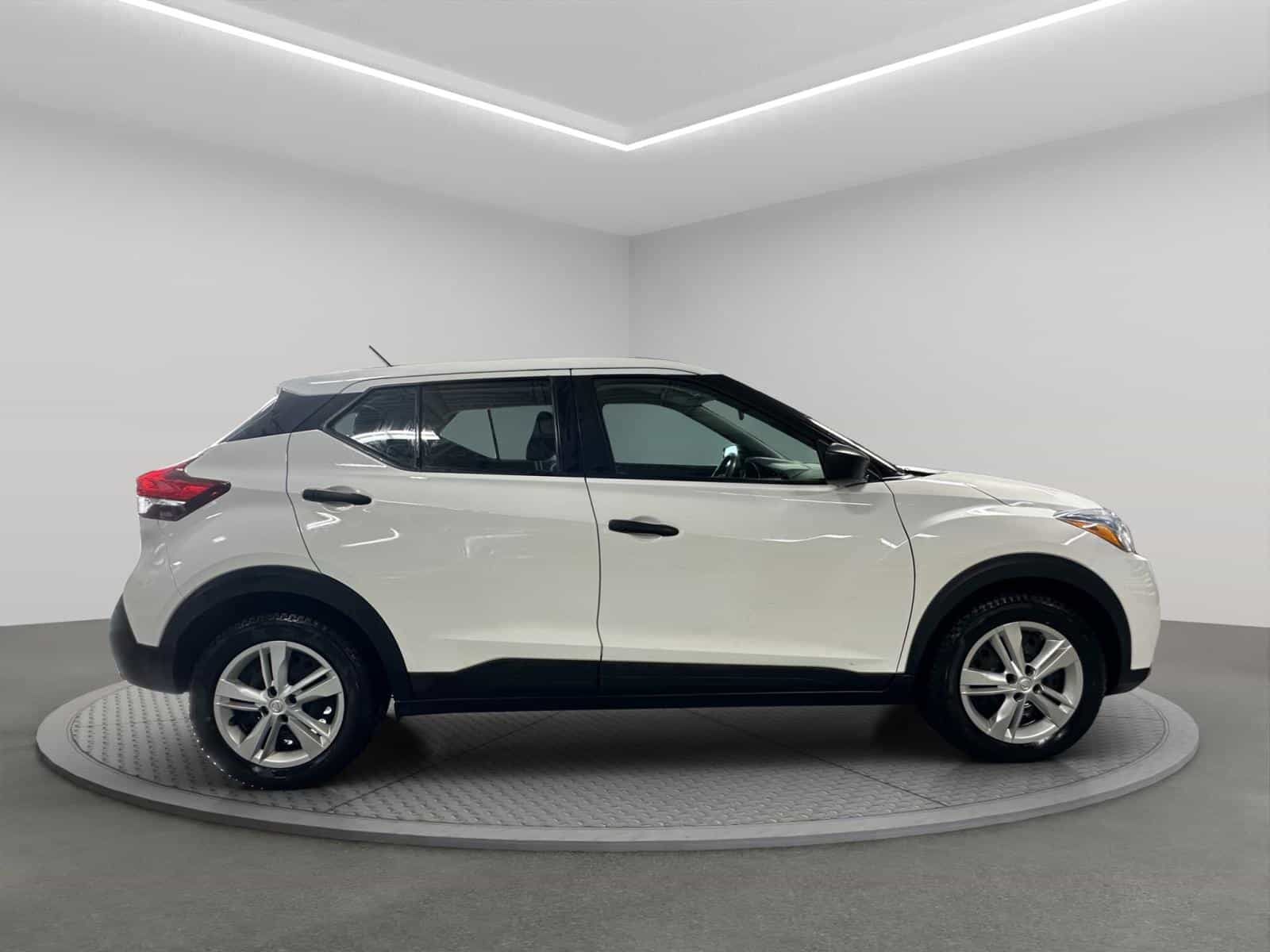 Image 6 Nissan Kicks S 2020