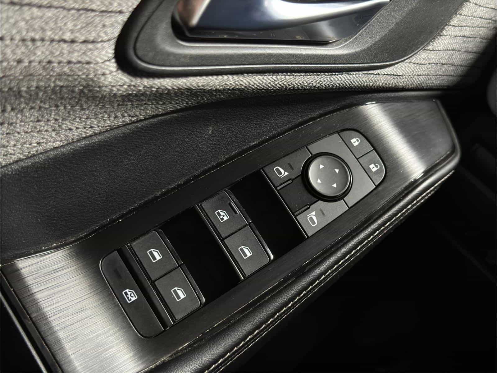 Image 19 Nissan Rogue SV Moonroof 2023