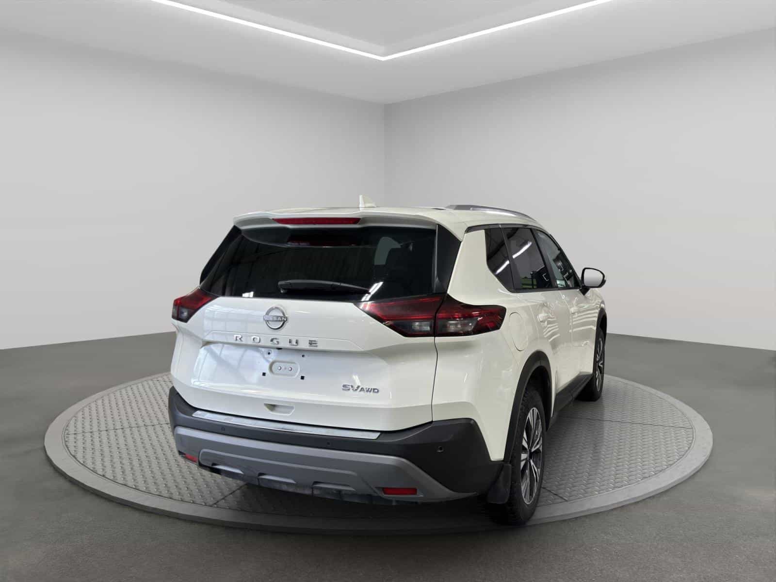 Image 5 Nissan Rogue SV Moonroof 2023