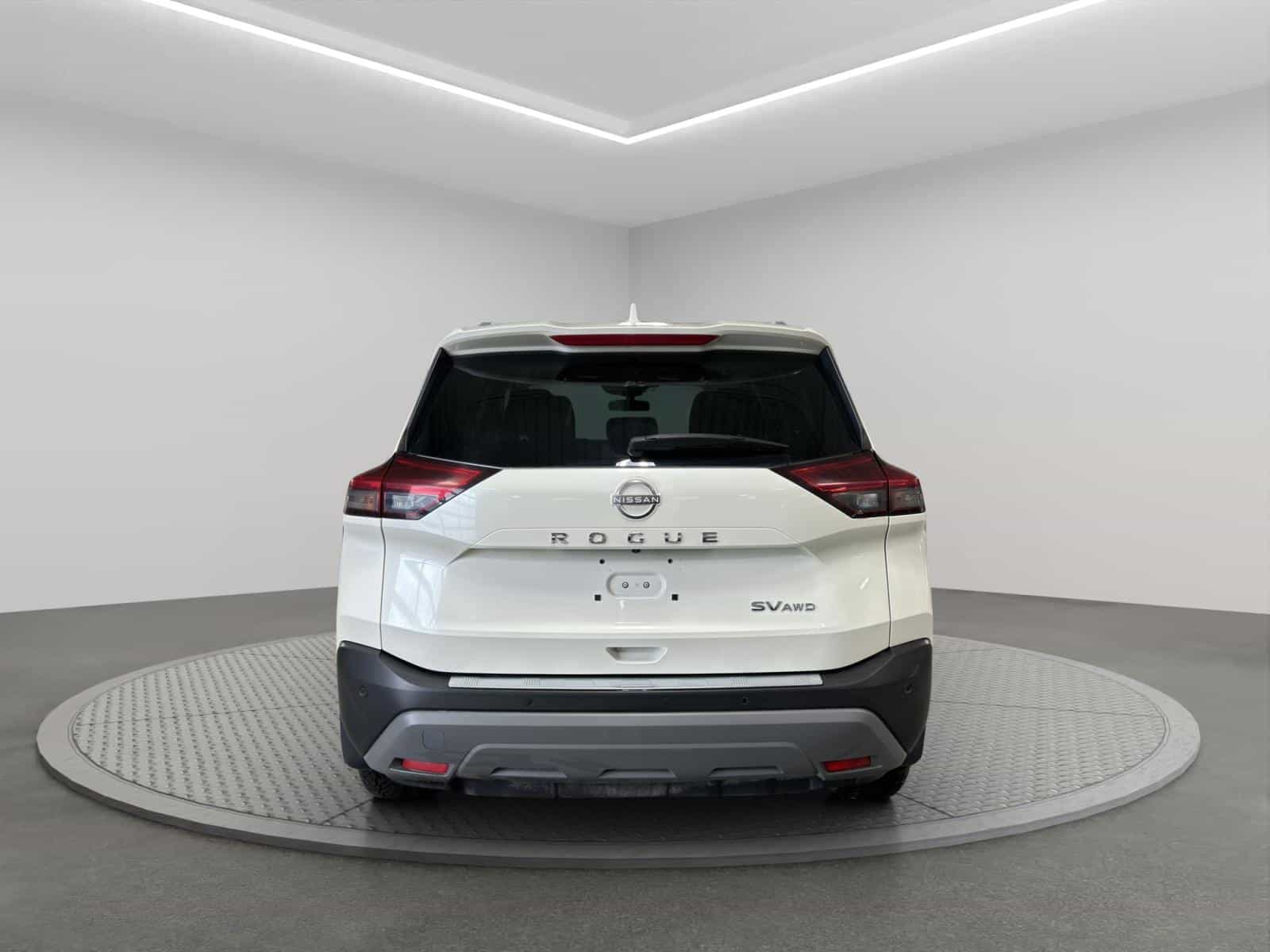 Image 4 Nissan Rogue SV Moonroof 2023