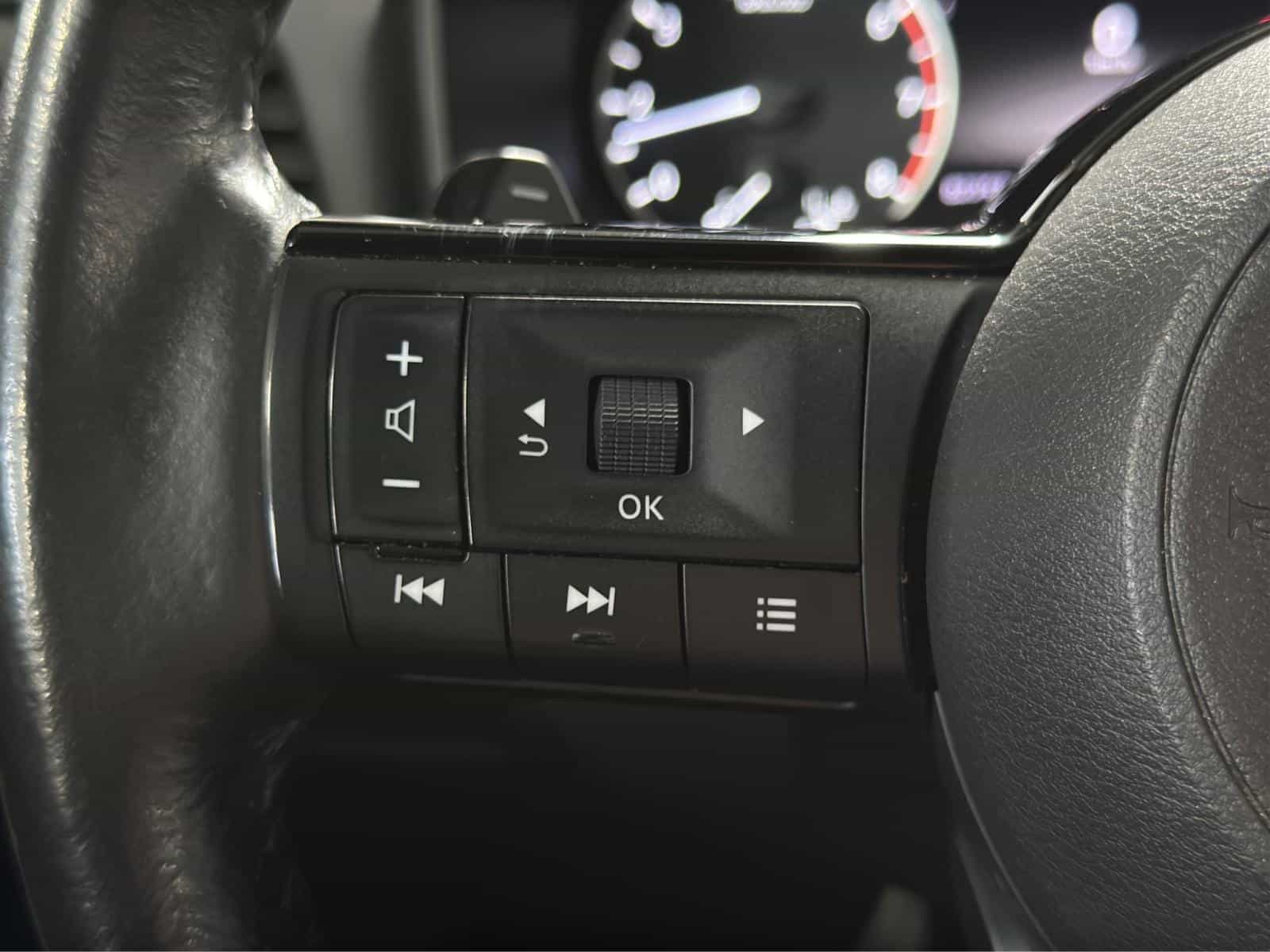 Image 16 Nissan Rogue SV Moonroof 2023