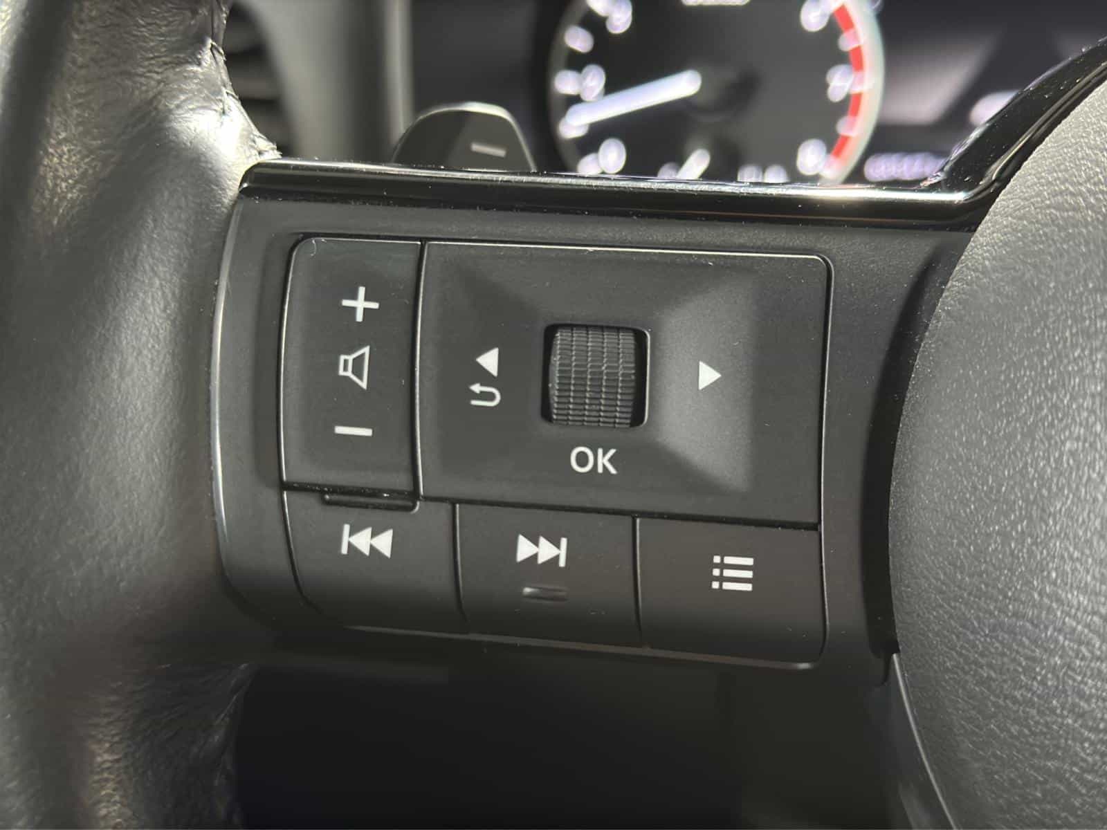 Image 16 Nissan Rogue SV Moonroof 2023