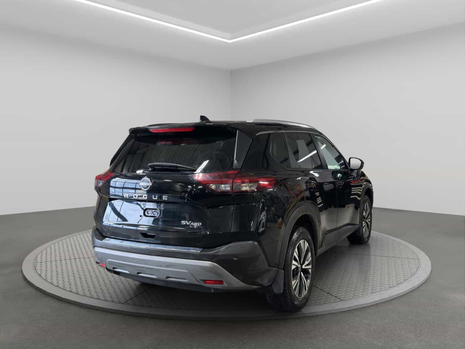 Image 5 Nissan Rogue SV Moonroof 2023