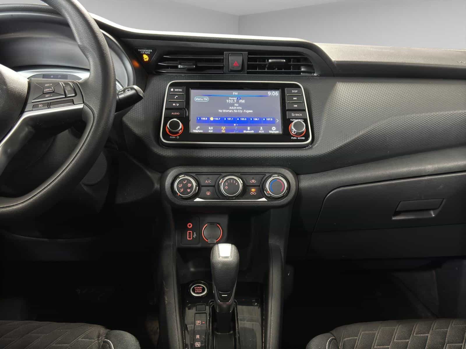 Image 12 Nissan Kicks S 2022