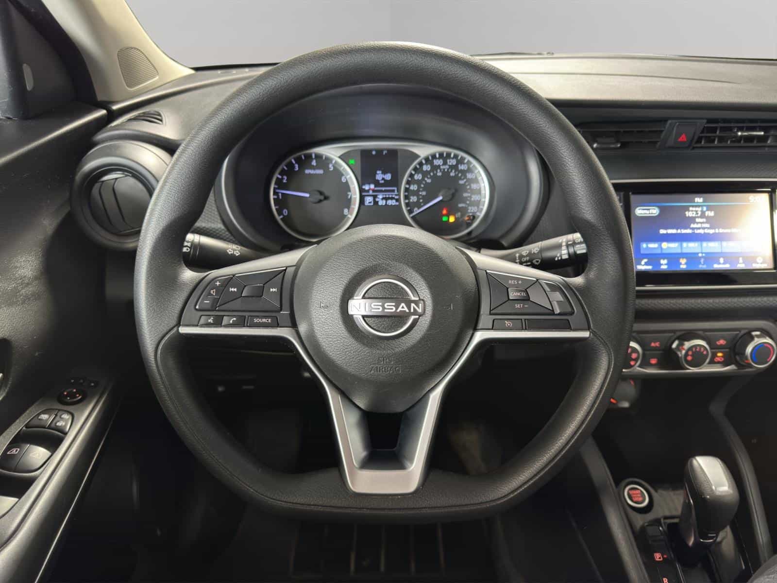 Image 14 Nissan Kicks S 2022