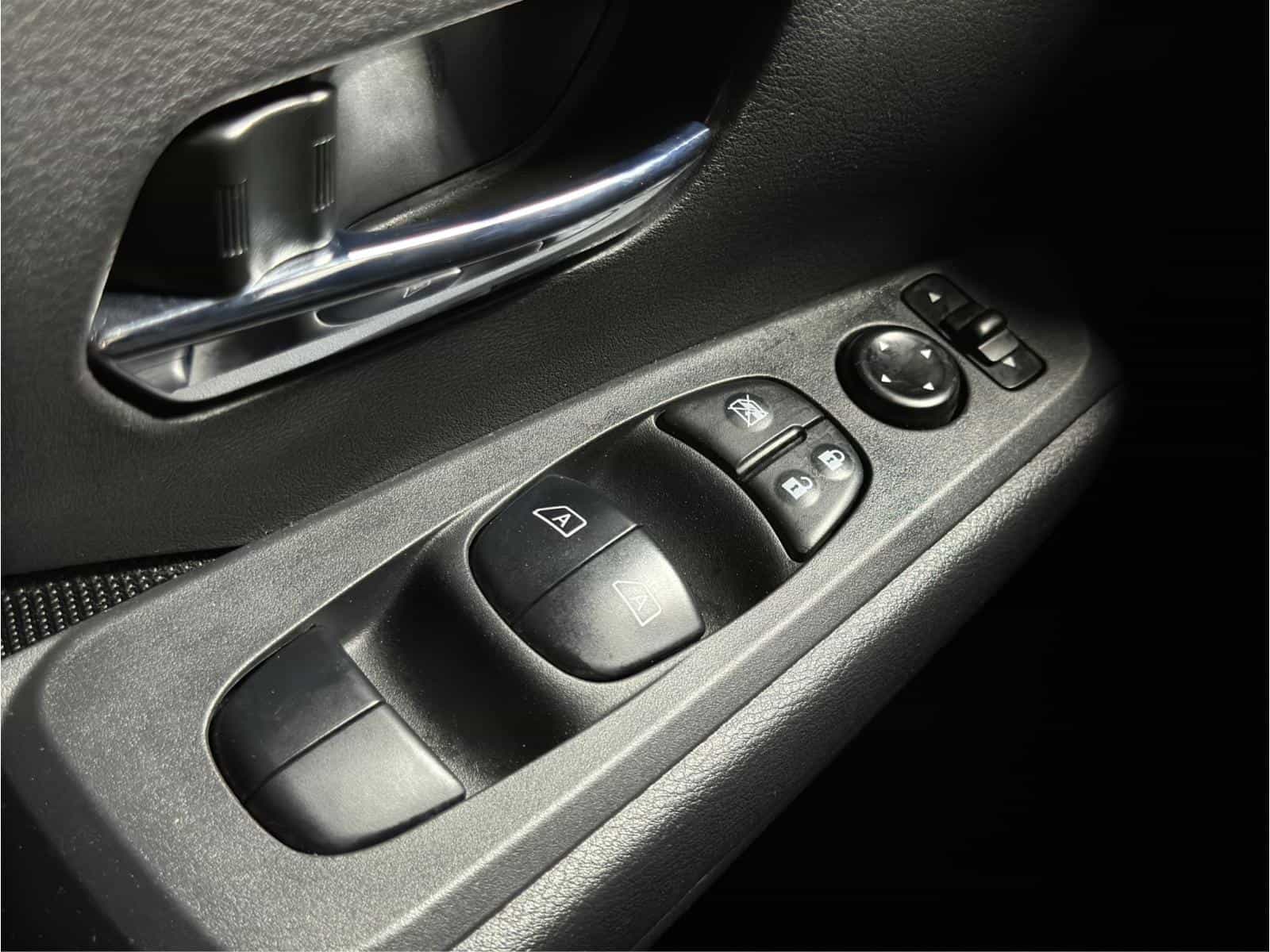 Image 19 Nissan Kicks SV 2024