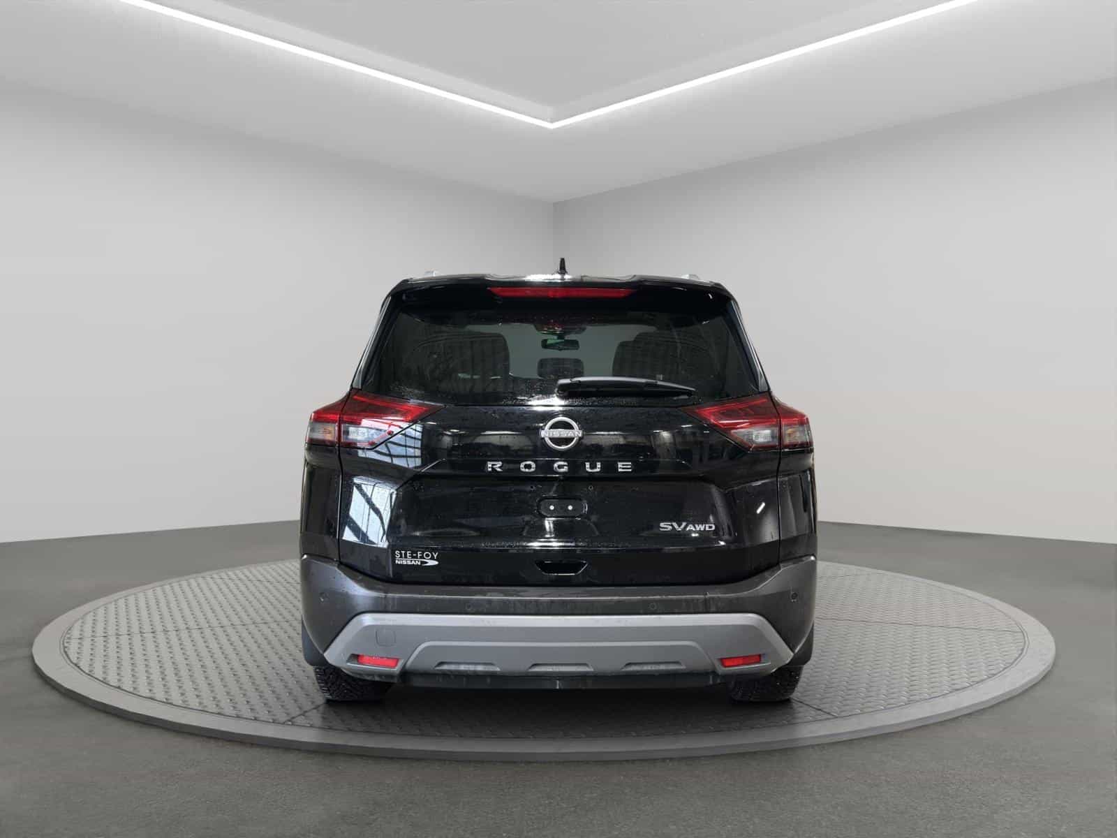 Image 4 Nissan Rogue SV Moonroof 2023