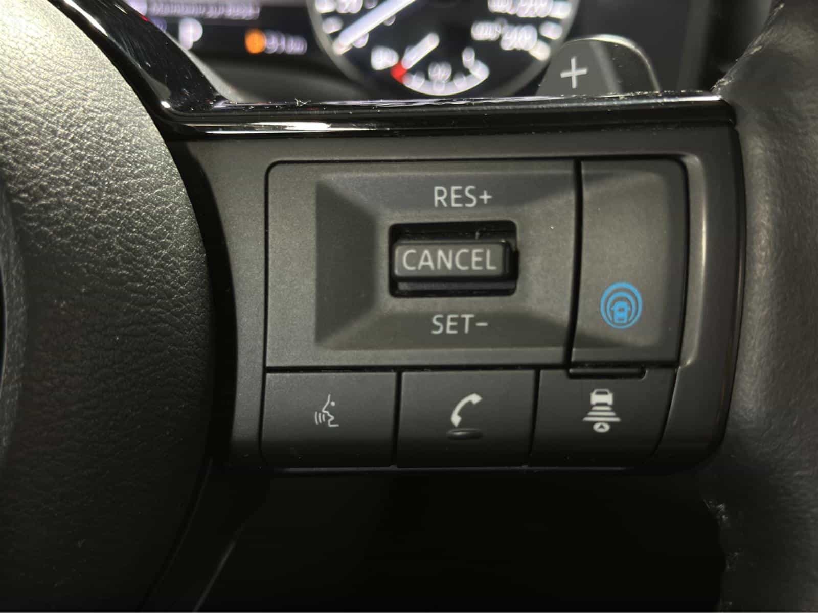 Image 15 Nissan Rogue SV 2023