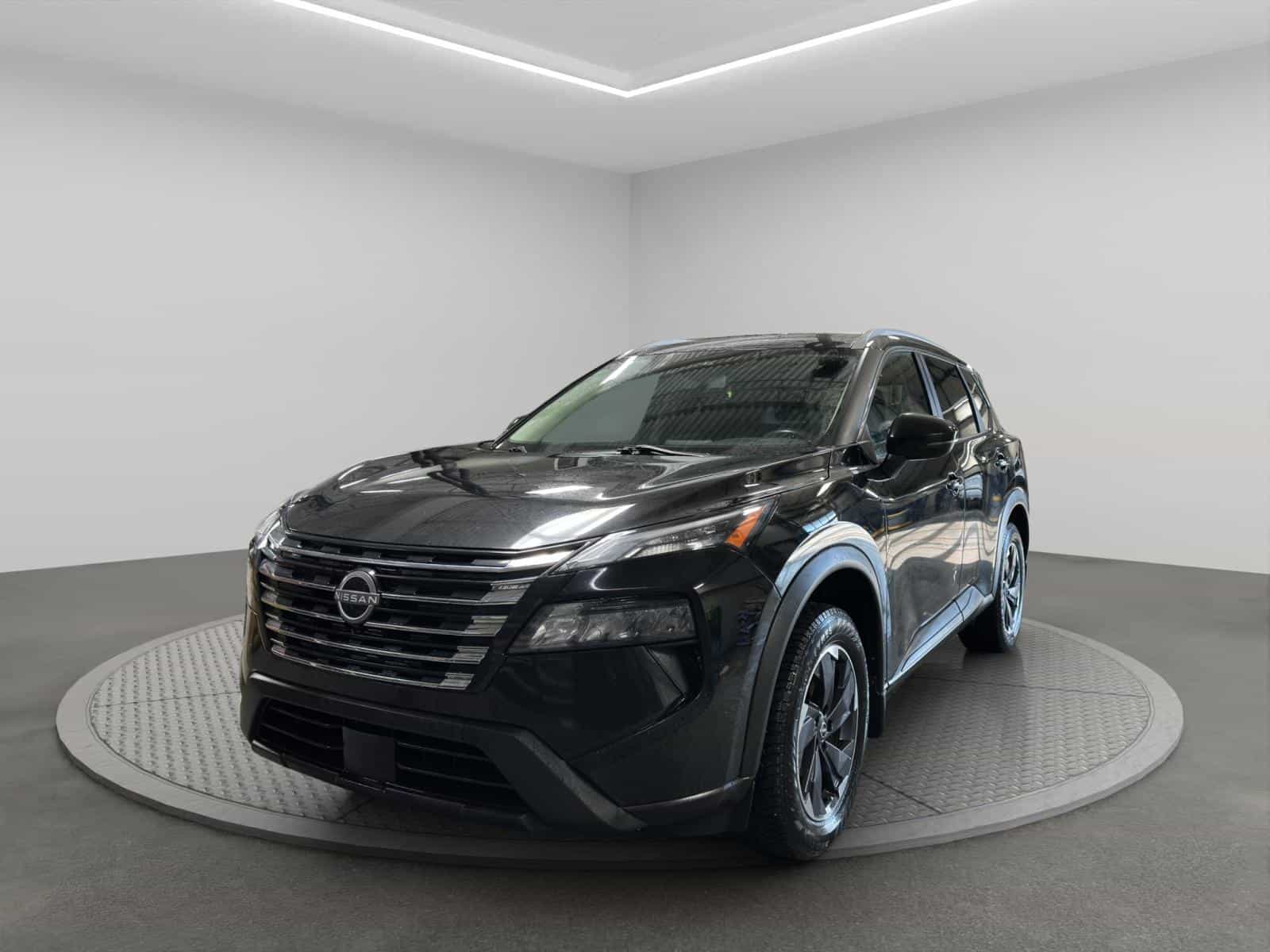 Image 1 Nissan Rogue SV Moonroof 2024