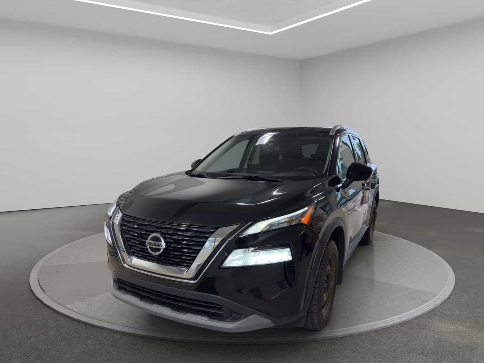 2021 Nissan Rogue SV - Image 1