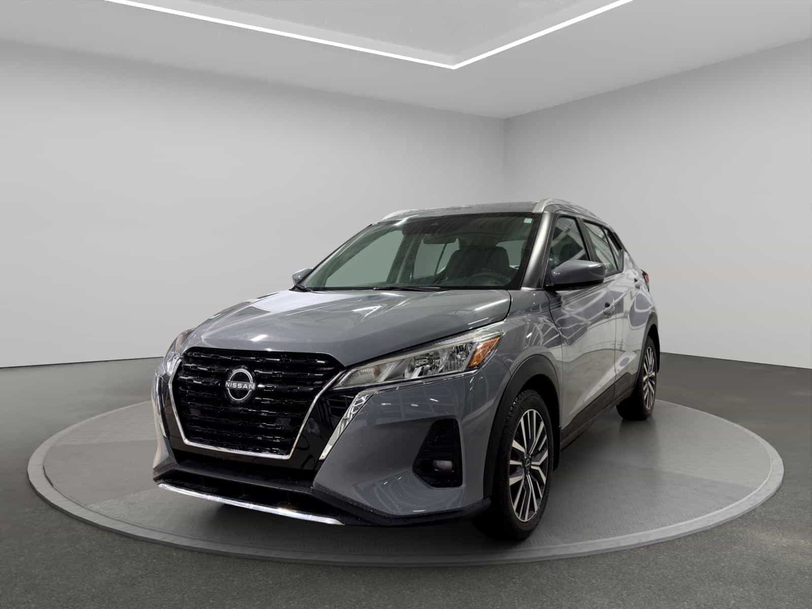 Image 1 Nissan Kicks Play SV 2025