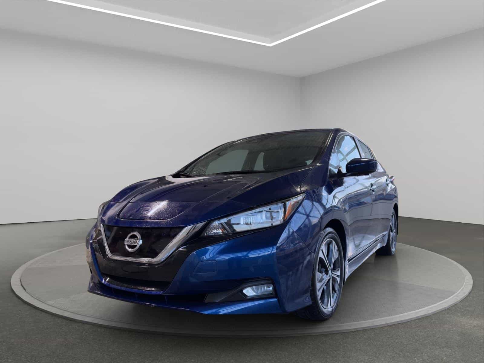 2022 Nissan Leaf SV - Image 1