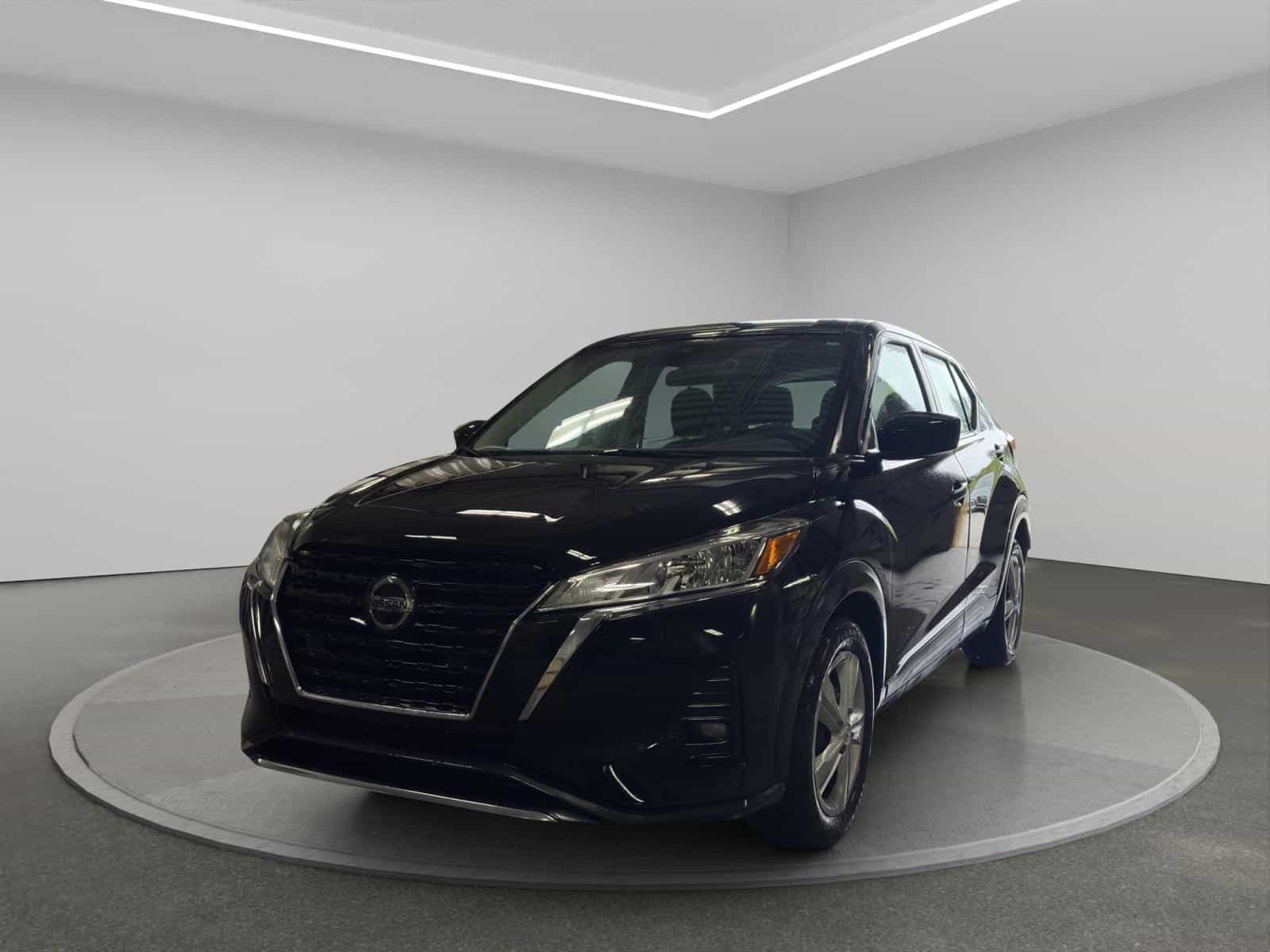 2021 Nissan Kicks S - Image 1