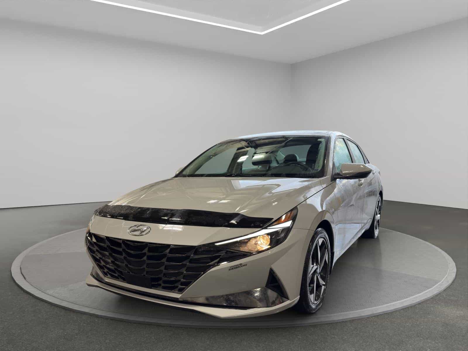 Image 1 Hyundai Elantra Luxury 2023